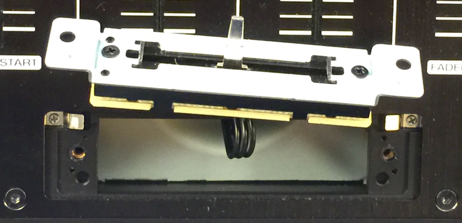 denondj mcx8000 crossfaderplate